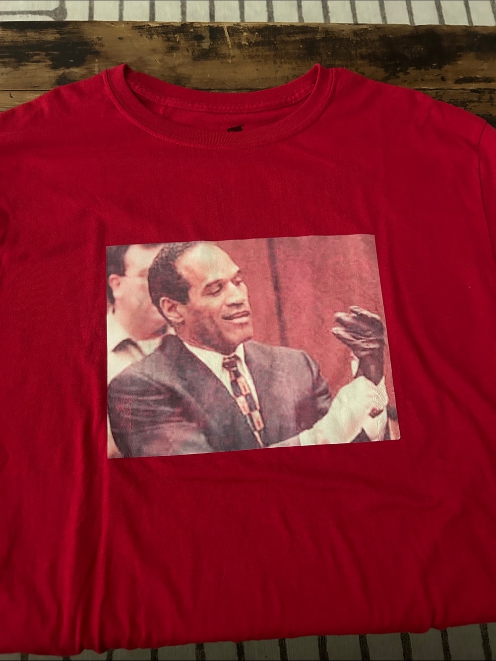 OJ Simpson Red Graphic Crewneck T-Shirt - Men L